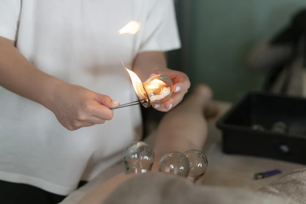 Masaż bańką chińską